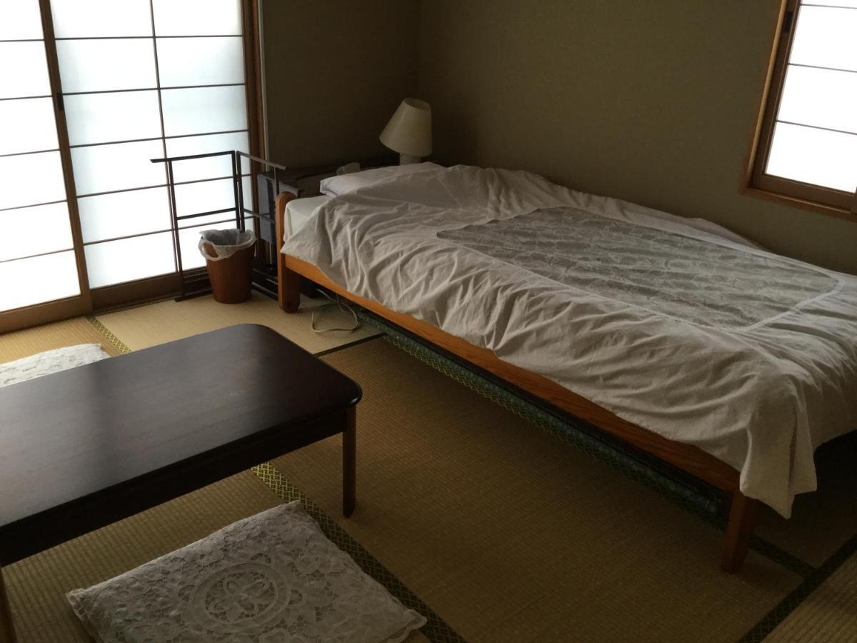 Guesthouse Cosmo Tokushima Eksteriør bilde